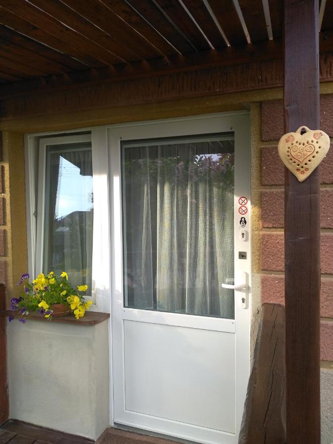 Ferienwohnung Hrncirna Kněževes Exterior foto